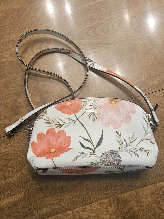kate spade Handbags - Kate Spade Floral Crossbody Bag - White with Coral and Pink Flowers